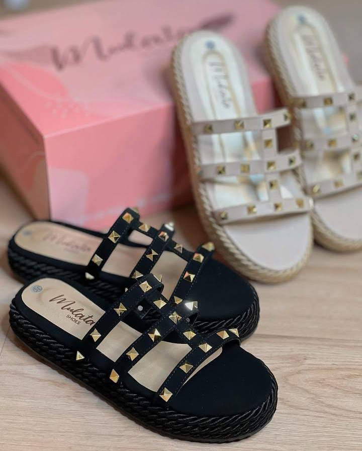 SPADRILLAS NEGRAS CON TACHES